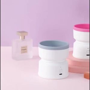 Makeup Brush Cleaner USB Charge Makeup Brush Cleaning Tool for Beauty Makeup Brush Sets of Various Sizes Eyeshadow Blush Brushes Stylish Auto Spinner