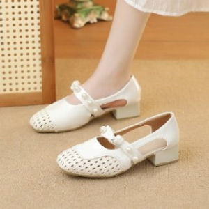 Free Shipping 2026 Spring/Summer New Collection: Lightweight Low-Heeled Stylish Sandals Perfect For Pairing With Dresses Featuring A Delicate Pearl And Hollow Design