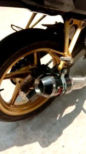 KNALPOT RACING AKRAPOVIC CARBON UNTUK VIXION R15 CB LAMA XABRE SATRIA FU