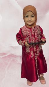 gamis pesta anak 1-2 tahun bahan kristal merah bordir plus payet gamis pesta anak perempuan terbaru