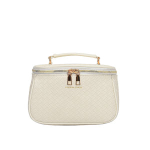 Womens large-capacity portable makeup bag ins High-end influencer 2023 New travel waterproof cosmetic bag