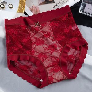 Large size buttocks lace panties