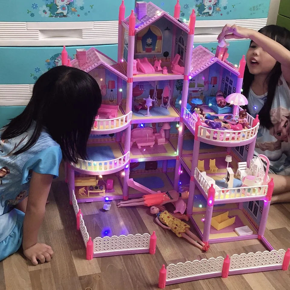 Barbie toys deals house big