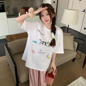 T-Shirt Wanita Lengan Pendek Putih - Motif Kartun & Huruf Keren  Katun Bernapas Premium 2025  Desain Korean Streetwear Oversize Slim Fit  Baju Sweet Look Musim Panas dengan Kerah Bulat  Gaya segar dan sederhana  Santai  Nyaman  Ramah kulit  Tops  Modis