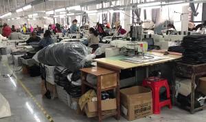 Mới xuyên biên giới lulu Túi đeo hông kiểu dáng giống nhau túi ngực nylon chống nước túi điện thoại chạy bộ thể thao ngoài trời túi đeo chéo đa năng cho nam và nữ