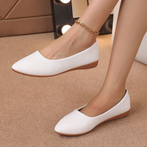 Free Shipping WomenS Spring New Collection Of Chunky-Soled Loafers Available In Large Sizes With A Pointed Toe And Shallow Opening Perfect For Moms – In Stock Now