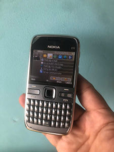 Nokia E72 grey