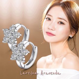 Lareyna Aravenda Anting Wanita S925 Korea Style Bunga Abadi Kristal AT025