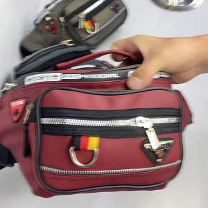 Tas Pria Terbaru Bahan Waterproof: Tas Outdoor yang Praktis