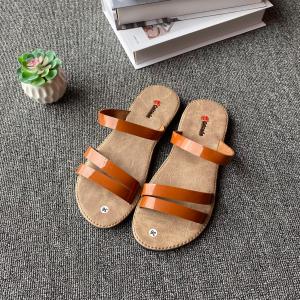 Sandal Wanita Teplek Glossy Sendal Slop Non Slip Flat Anti Licin