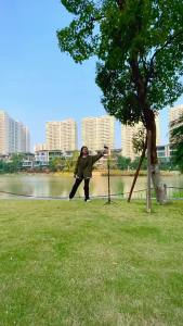 AE Swift  MC1182/1192  Live streaming light stand  1.3/1.6  Mi fill light stand for mobile phone and camera tripod