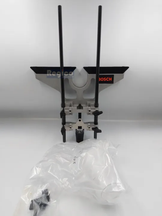 Bosch%20RA1054%20Precision%20Parallel%20Guide%20for%20Router%20with%20Fine%20Adjustment%20Bosch%20Accessories%20Regico%20Hardware%20-%20Image%205