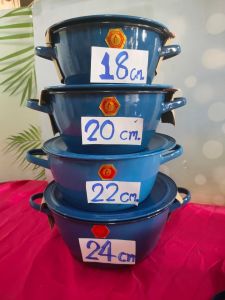 หม้อหม้อเคลือบ ชุดหม้อเคลือบ ขนาด 18-20-22-24 สมม่า 4 ชิ้น 4 ขนาด ชุดหม้อเคลือบ