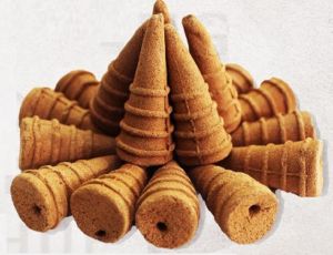 Thác khói trầm hương mini kèm 10 nụ trầm