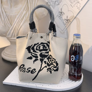 QNQN กระเป๋า Tote ถักน่ารักกระเป๋ามือถักญี่ปุ่นเกาหลีพกพาทำงานออกของชำระขนาดใหญ่กระเป๋ามือที่มีความจุใหม่กระเป๋าสี่เหลี่ยมขนาดเล็กสิบเจ็ดสไตล์เป็นตัวเลือก