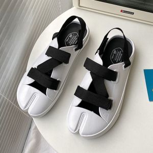 Internet Celebrity All-Matching Tabi Shoes Student Couple Sheep Toe Sandals Womens Outer Wear 2024 Popular Toe Shoes with Thick Sole