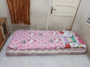 PROMO SPESIAL SARUNG KASUR BUSA LANTAI RESLETING ukuran 180x200x20 serta berbagai macam ukuran varian (tinggi 20 cm & 15 cm ) motif bunga & karakter kartun termurah bisa COD harga grosir jual ecer bisa di cuci menggunakan resleting dapat di cuci&praktis