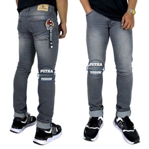 FIFTEEN DENIM Celana Jeans Panjang Pria Hitam Pekat Model Slim Fit Stretch Bahan Melar Nyaman Dipakai