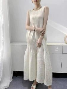 Nova quality⭐One person one pleat ⭐New Miyake pleated dress fashion age reduction loose large size in the long bubble pleated skirt