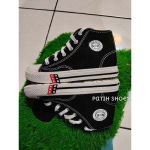 sepatu sekolah nb bot hitam putih top terlaris
