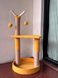 Rumah Kucing Memanjat Cat Condo Garukan Kucing Cat Tree Mainan Kucing Tiang Interaktif