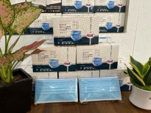 khẩu trang y tế 4 lớp 4UK / khẩu trang y tế truyền thống Khẩu Trang Vải Không Dệt Hộp Khẩu Trang 50 Cái - Lazada