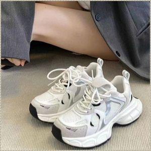 รองเท้าวิ่ง เวลาว่าง แห้งเร็ว รองเท้าสุขภาพ การรองรับแรงกระแทก มีความสามารถ ทนทานต่อการสึกหรอ ถนน