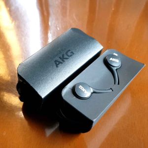 Tai Nghe Jack Type-C AKG Samsung S22 S22+ S22Ultra S21 S21+ S21Ultra S21Fe S20 S20+ S20Ultra S20Fe S10 Lite... Mới 100%