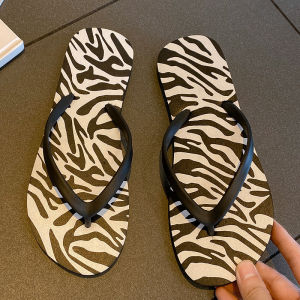 Free Shipping New WomenS Summer Flip-Flops Featuring A Non-Slip Sole Flat Design Casual Style And A Zebra Print Perfect For The Beach And Trendy For