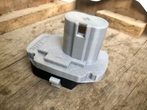 Bộ chuyển chân pin chọt Makita 18v sang dùng pin trượt (không bao gồm vỏ pin)