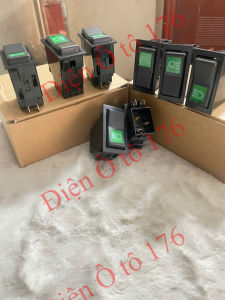 COMBO 10 công tắc đèn pha ô tô 5 chân có đèn. Công tắc đèn pha số 2