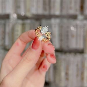 {loại1} Nhẫn kim tiền họa tiết thỏi vàng trắng Kami NKTV40