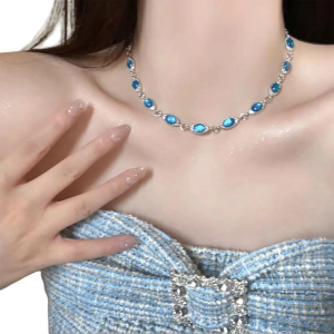 Fashionable Cubic Zirconia Pendant Necklace Women Neck Jewelry Bohemian Necklace Perfect for Daily and Party Wear