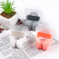 Móc dán tường kẹp giữ chổi, móc kẹp chổi, móc giữ cây lau, móc treo tường đơn giản tiện lợi. 