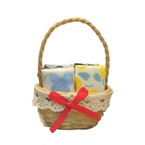 Miniature Dollhouses Woven Basket 1/12 Scale for Dollhouses Playset Resin Punnet Role Play Punnet Props Flower Basket
