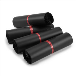 ซองไปรษณีย์พลาสติก ขนาด 28*42ซม. สีขาวดำและสีดำ ปากมีแถบกาว แพ็ค100ใบ ถุงพัสดุ ถุงไปรษณีย์ หลายขนาด ส่งจากไทย