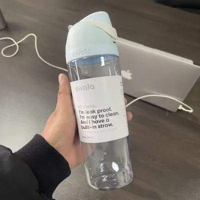 Owala FreeSip Leak-Proof Water Bottle 740mL/25oz Tritan Sports Bottle with Built-in Straw