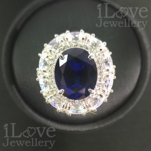 iLove Jewellery 925 Sterling Silver 18K White Gold Plated 5.0ct Created Sapphire Oval Cut Cubic Zirconia Ring Luxury Jewelry Diamond Gifts for Women Fashion ILR051