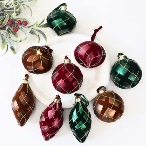 YINGXING 6PCS/SET Glitter Christmas Hanging Ball Colorful Painting Plastic Christmas Tree Hangers Party Supplies Exquisite Xmas Finial Ball Pendants Home Decor