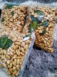 Kacang bawang goreng /Kacang gawil/Snack cemilan super rasa daun jeruk