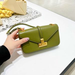 Túi kẹp nách đeo chéo nữ Pedr.o  PW2-75210132 Size 20cm*5cm*12cm MR