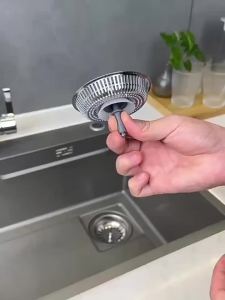 Kitchen Sink Drainage Filter Pop-up Sink Stopper Combination Anti-clogging Sink Food Catcher Basket Quick Drainage Odor Filter Sink Stopper Universal