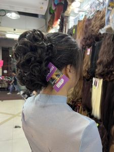 วิกผมดังโง้ะหนีบ รหัส 2325L แบบกิ๊ฟหนีบทรงใหม่  เส้นผมเป็นไหมเกาหลีคุณภาพดี ใส่สวยธรรมชาติ สินค้าส่งในไทย