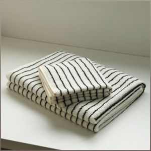 ผ้าเช็ดหน้า ผ้าฝ้ายหวี ลายทาง ผ้าเช็ดตัว แฟชั่น ระบายอากาศได้ ความทนทาน ผ้าฝ้ายบริสุทธิ์ สะดวกสบาย