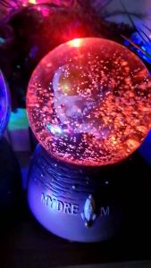 Kotak Musik & Kado Unik untuk Anak: Water Globe Interaktif, Lampu Warna-Warni, dan Kotak Musik Astronot