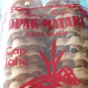 Opak Matari Rasa Wijen Kue (Makanan Ringan) Kembang Goyang Khas Blitar