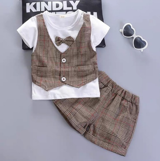 Mẹ đã biết cách chọn bộ công tử caro cho bé vừa thoải mái vừa stylish?