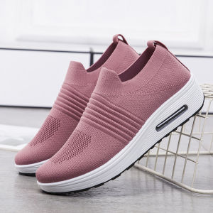 New Women Korean Comfort Slip On Shoes Sneakers Fashion Lightweight Breathable Thick Sole Casual Black Rubber Shoes For Women