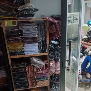 Hijab Syari Jumbo Tangan Terlaris Lis Kancing