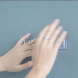 KHAY KỆ NHỰA DÁN TƯỜNG ĐỂ ĐỒ HÌNH CHỮ NHẬT Phukienprocare